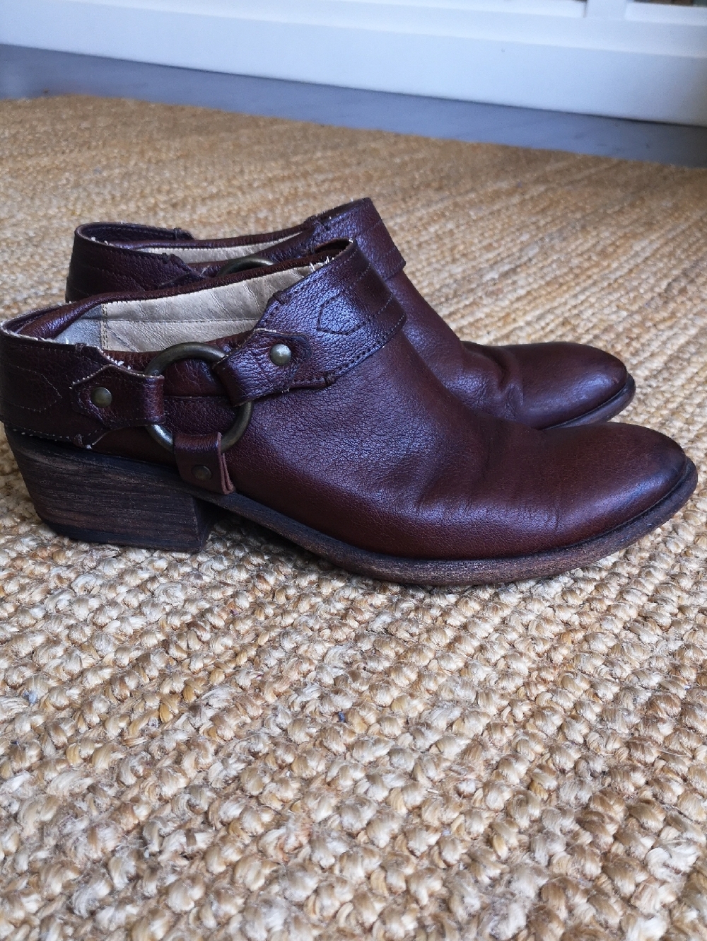 Vintage Frye low-slung boots